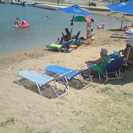 ミラトスKiveliアパートメント エクステリア 写真